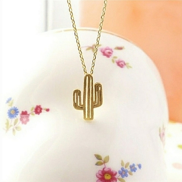 Fashion Jewelry Jewelry - Dainty Cactus pendant necklace